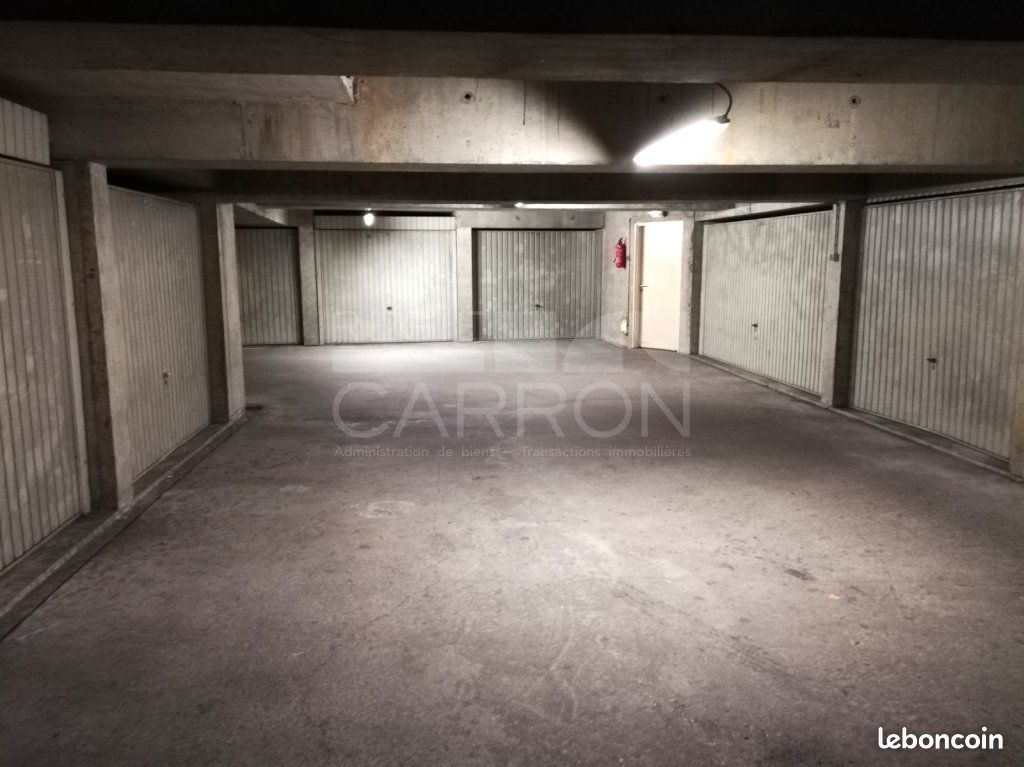 Parking 14 m² · à Lyon · 14 m² · 25 000 €