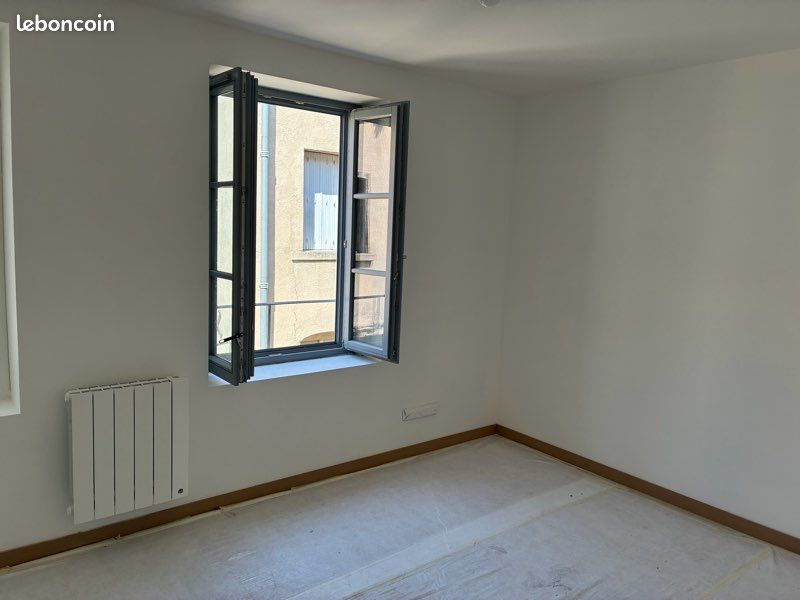 Appartement 2 pièces 42 m² · à Thiers · 42 m² · 283 €