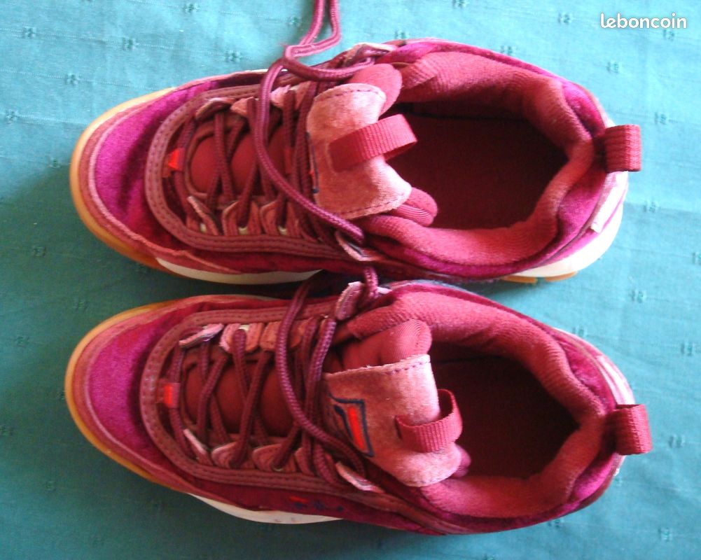 Baskets Fila Rouge bordeaux Taille 37 Chaussures