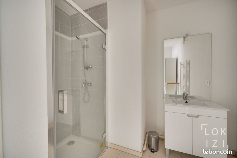 Appartement a louer bordeaux - 4 pièce(s) - 101 m2 - Surfyn