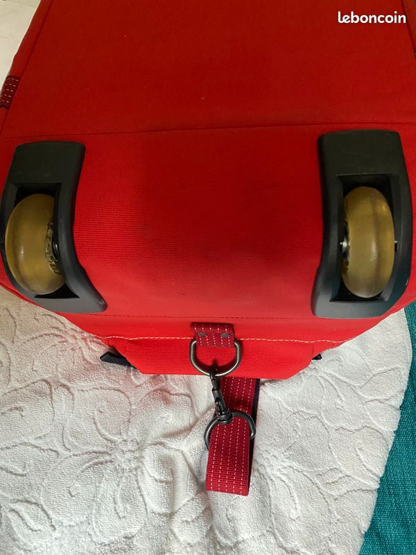 Valise LACOSTE À Roulettes (image 7)