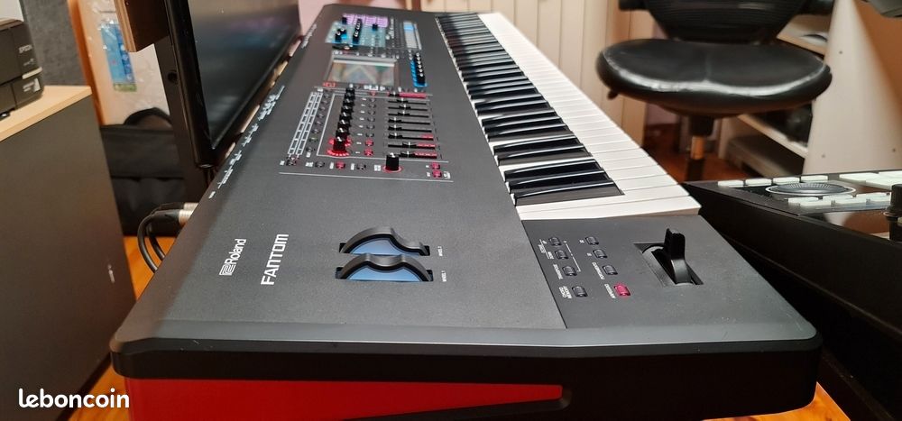 Roland Fantom 76 touches (image 2)