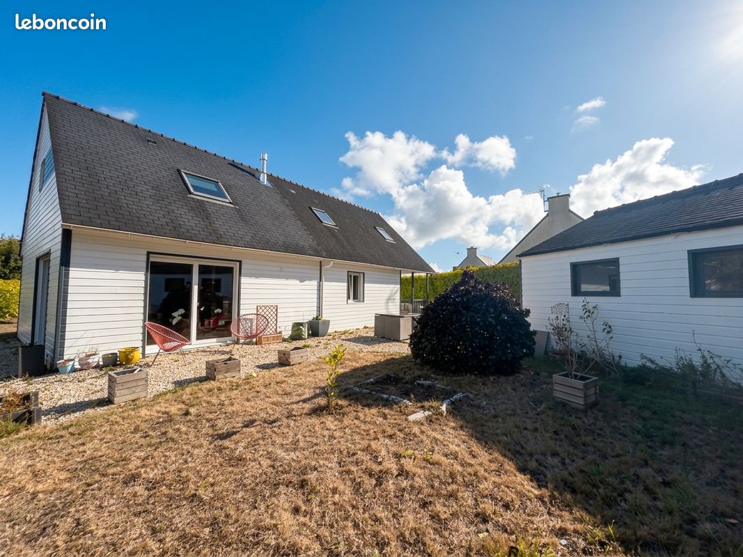 Maison 5 pièces 121 m² · à Treffiagat · 121 m² · 291 000 €