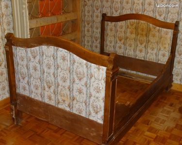 Lit Bateau Vintage En Bois 120 Cm – Literie Complète Pour Chambre D’enfant
