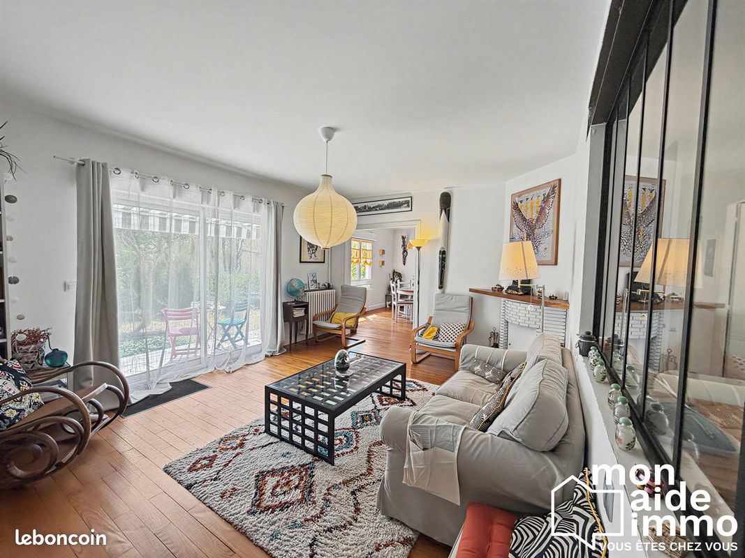 Maison 6 pièces 140 m² · à Coutras · 140 m² · 231 000 €