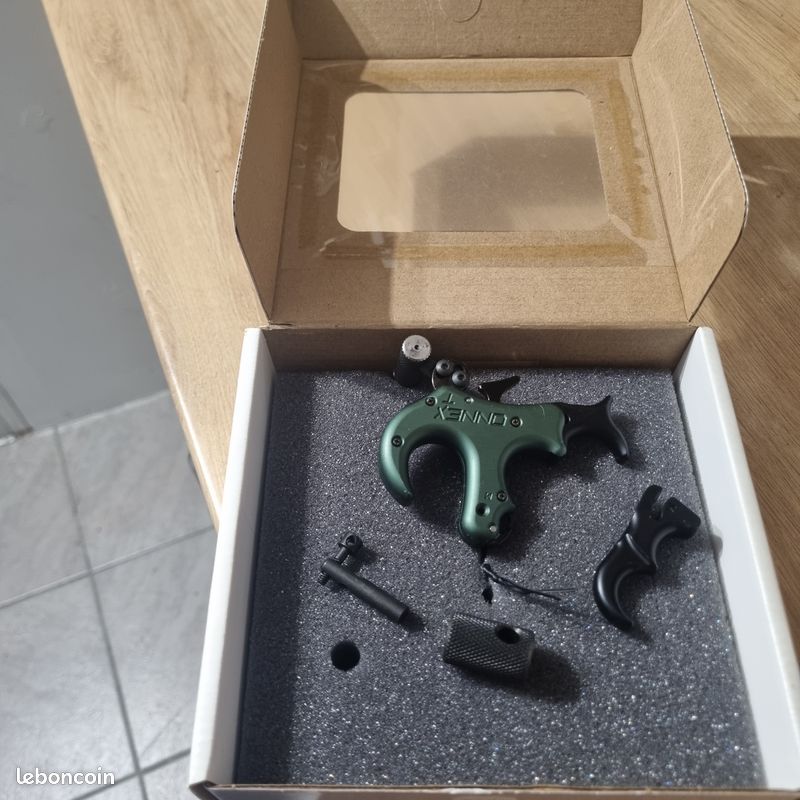 Boîte D'accessoires Plano Pour Tir À L'arc Bow-Max