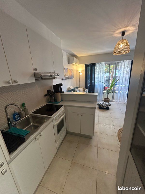 Appartement 1 pièce 25 m² · à Cavalaire-sur-Mer · 25 m² · 800 €/mois