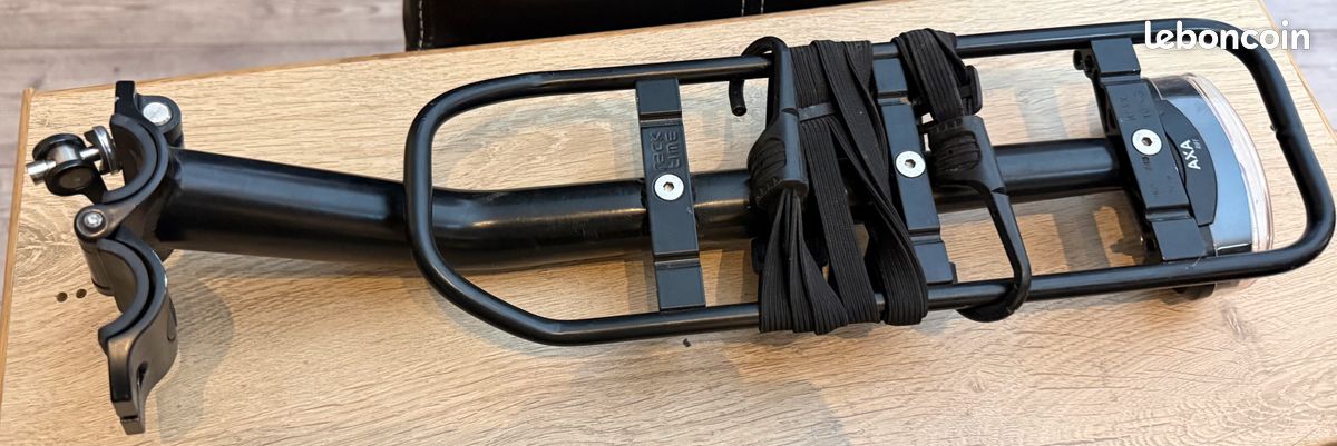 Porte-bagages Racktime Shine Evo Light 26 Pouces Noir - Avec Feu De Position Arrière
