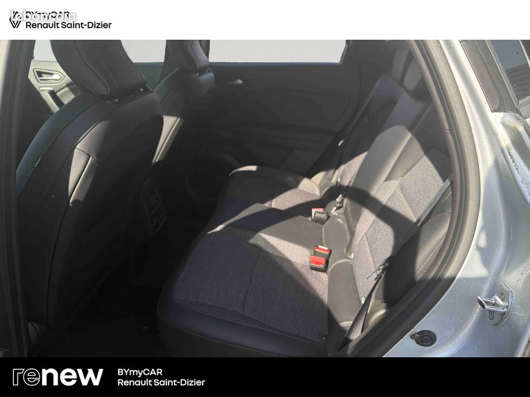 RENAULT Captur E-Tech hybride 145 Rive Gauche (image 11)