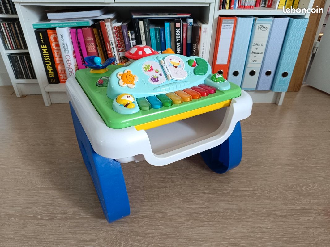 Table d'activités Chicco (image 1)