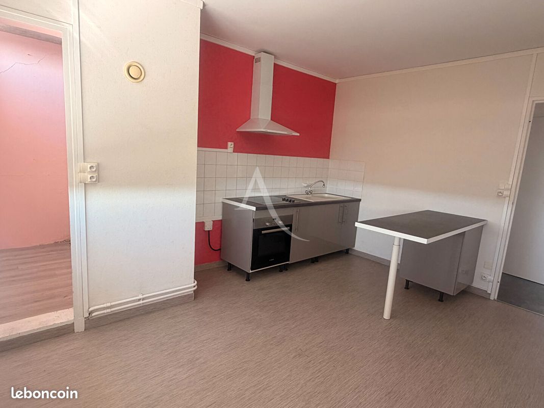 Appartement 1 pièce 50 m² · à Rochefort · 50 m² · 655 €/mois