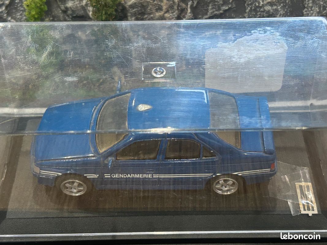 PEUGEOT405 T16 gendarmerie de OTTOMODELS