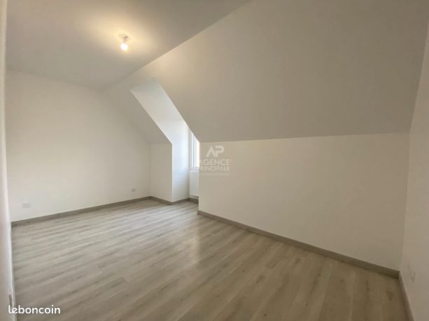 Maison a louer pontoise - 6 pièce(s) - 89 m2 - Surfyn