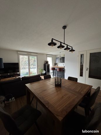 T3 75m2 avec balcon et parking Bruges