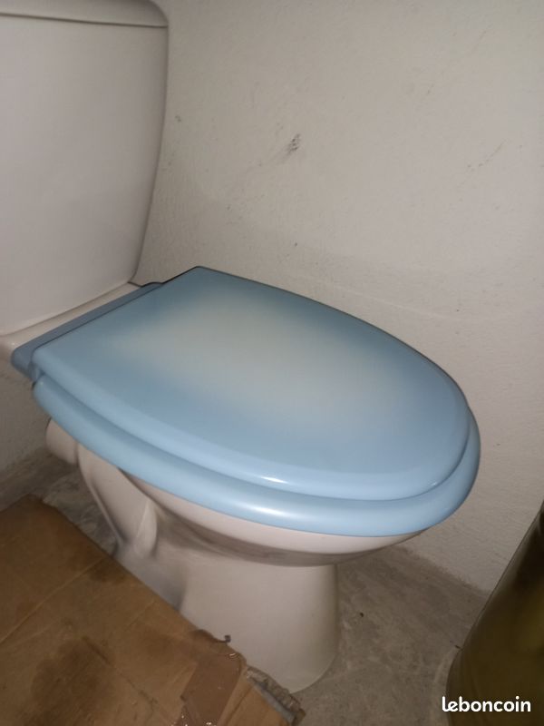 Wc (image 2)