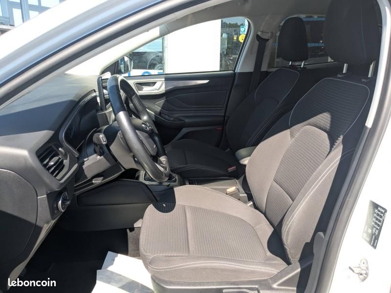 Ford Focus 1.0 EcoBoost 125ch Stop&Start Titanium (image 15)