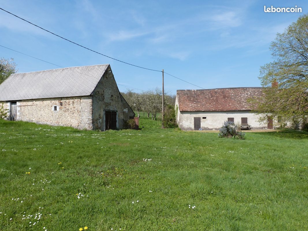 Maison 3 pièces 90 m² · à Luché-Pringé · 90 m² · 125 000 €