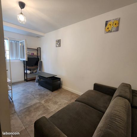 Location studio meublé