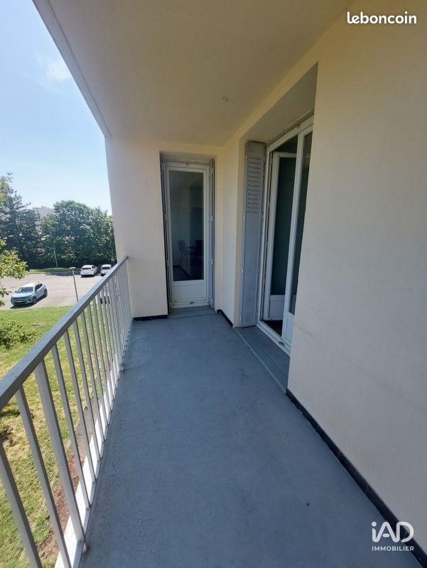 Appartement 3 pièces 71 m² · à Chuzelles · 71 m² · 788 €/mois