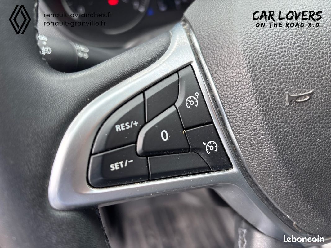 DACIA Duster Blue dCi 115 4x4 Prestige (image 23)