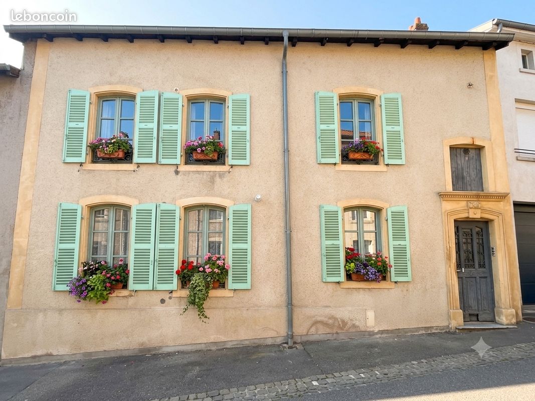 Appartement 4 pièces 77 m² · à Pierrevillers · 77 m² · 180 000 €