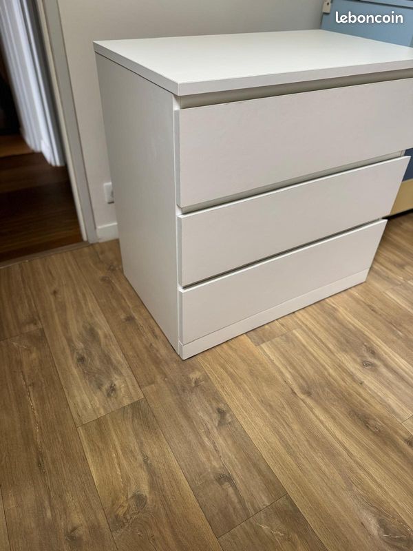 Commode blanche (image 3)