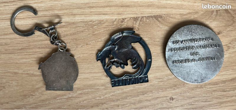 INSIGNE MILITAIRE / pin's DRAGO - Bataillon de JOINVILLE 16mm EUR 4