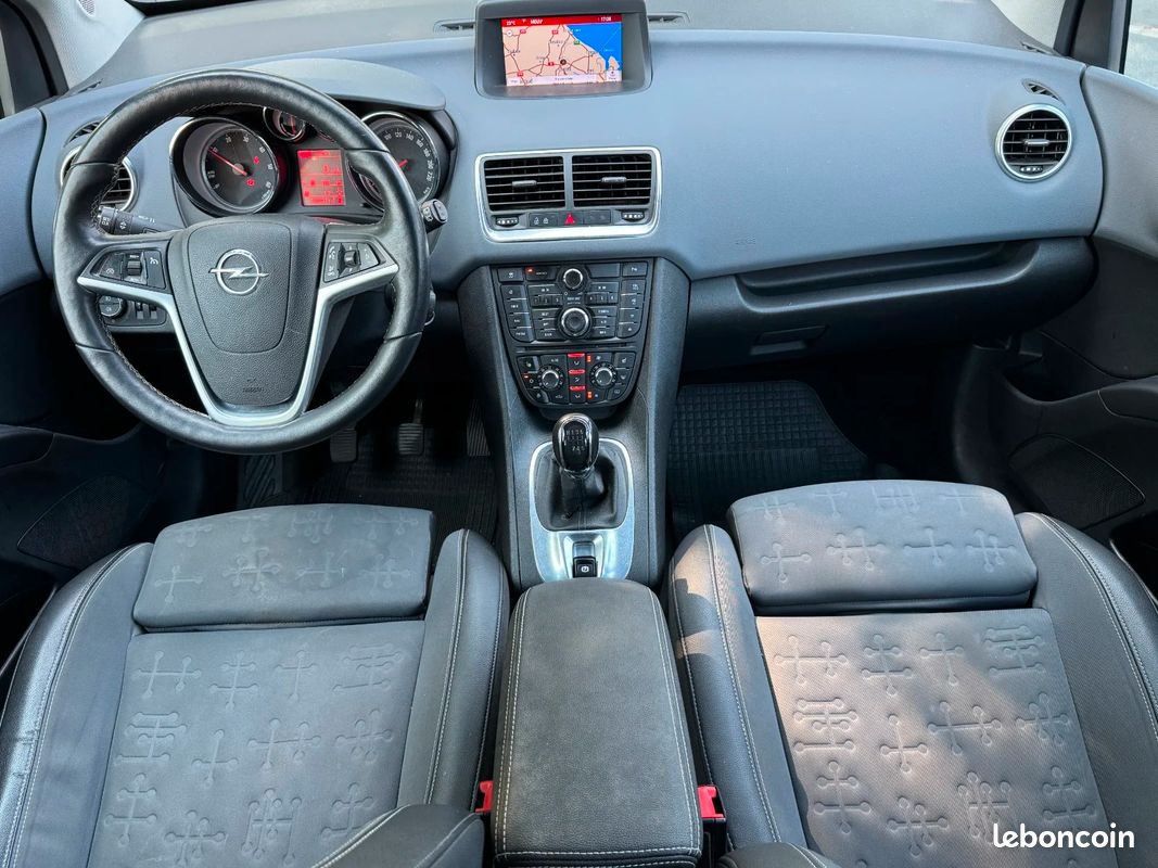 OPEL MERIVA 1.6 CDTI - 136 ch S&S Cosmo Pack PHASE 2 / Sièges et volant chauffants / Caméra de recul / Chaîne distrib (image 14)