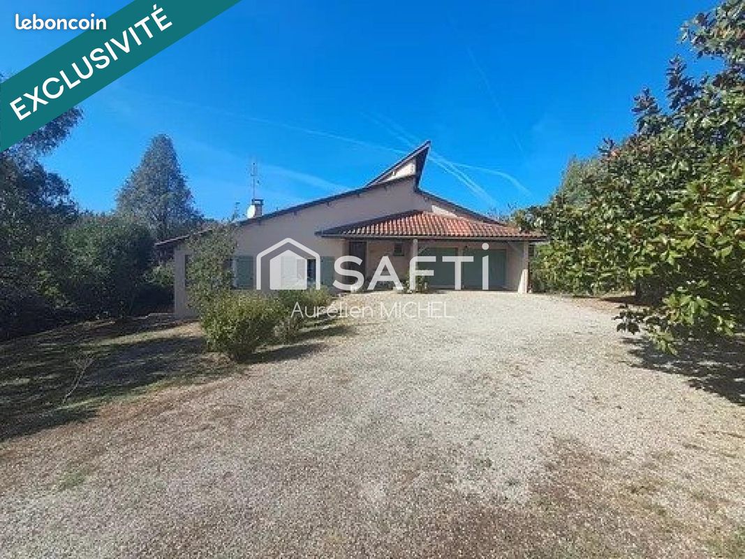 Maison 6 pièces 133 m² · à Villieu-Loyes-Mollon · 133 m² · 440 000 €