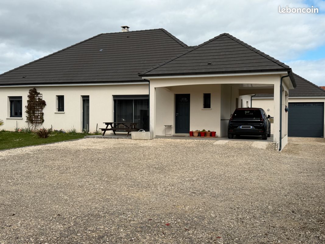 Maison 6 pièces 146 m² · à Le Poinçonnet · 146 m² · 385 000 €