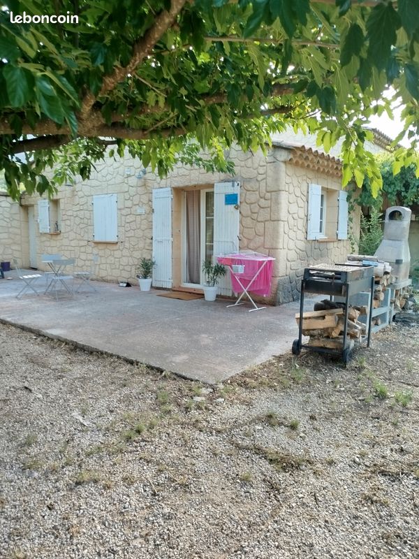 Maison 3 pièces 80 m² · à Bédoin · 80 m² · 750 €/mois