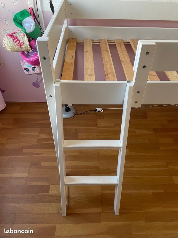 Lit mi-hauteur (image 2)