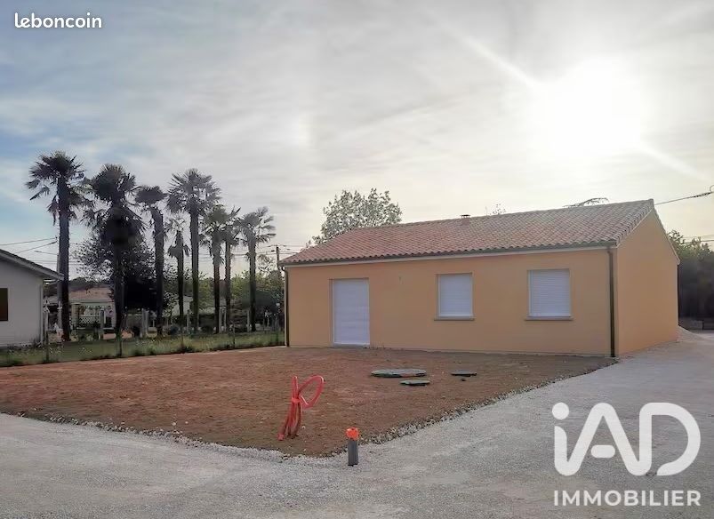Maison 4 pièces 85 m² · à Gours · 85 m² · 1 100 €/mois