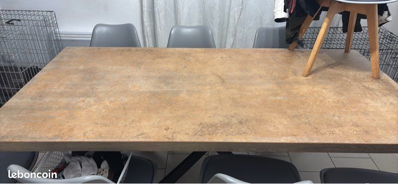 Table à manger (image 1)