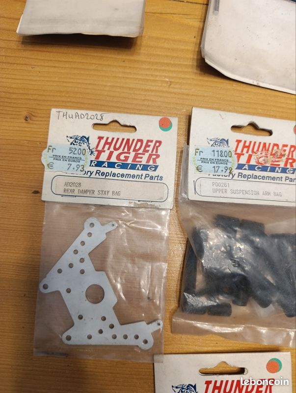 Kit joints pour THUNDER TIGER F-54S