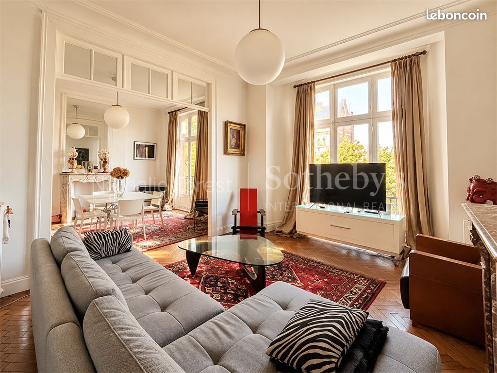 Appartement 3 pièces 113 m² · à La Madeleine · 113 m² · 467 000 €