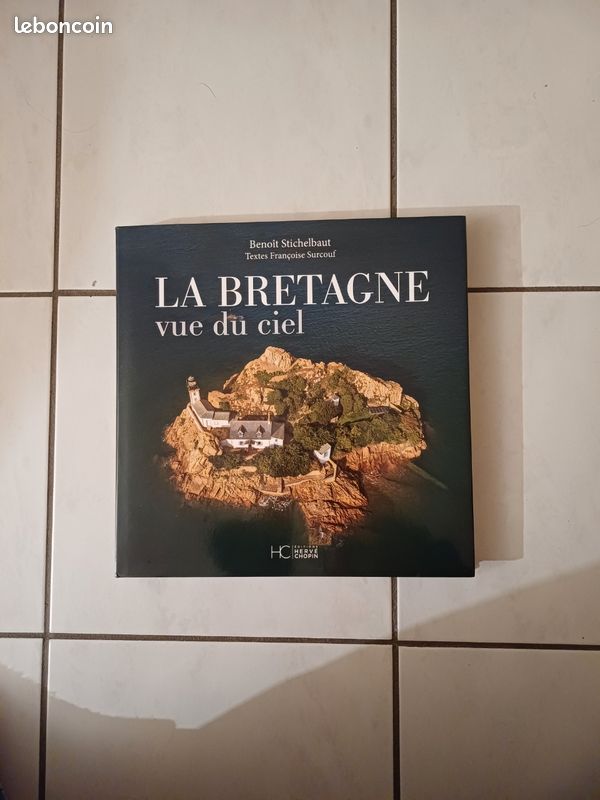 Livre La Bretagne vue du ciel (image 1)