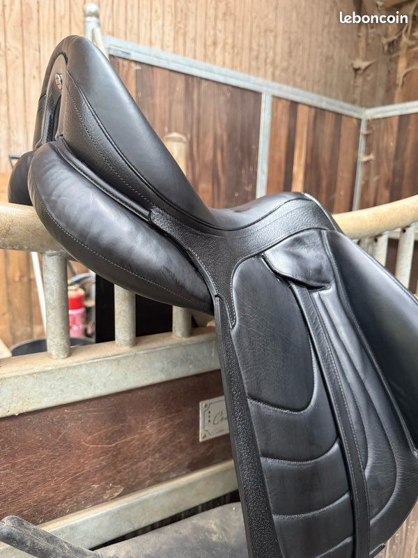 Selle Devoucoux Makila Harmonie équipée