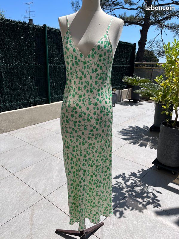 Robe Midi Robe Style Nuisette Zara Robe Nuisette Zara Vêtements