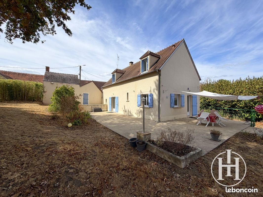 Maison 5 pièces 110 m² · à Saint-Pierre-les-Étieux · 110 m² · 154 000 €