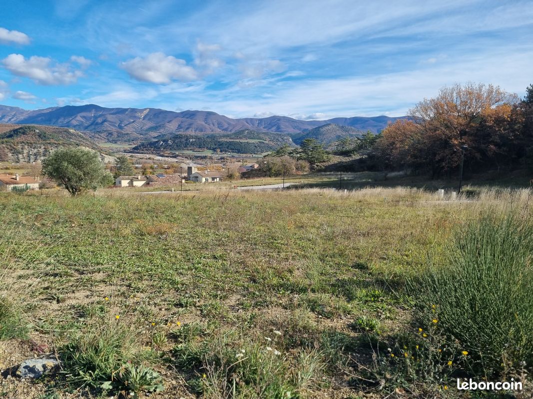 Terrain 511 m² · à Aubignosc · 511 m² · 84 315 €