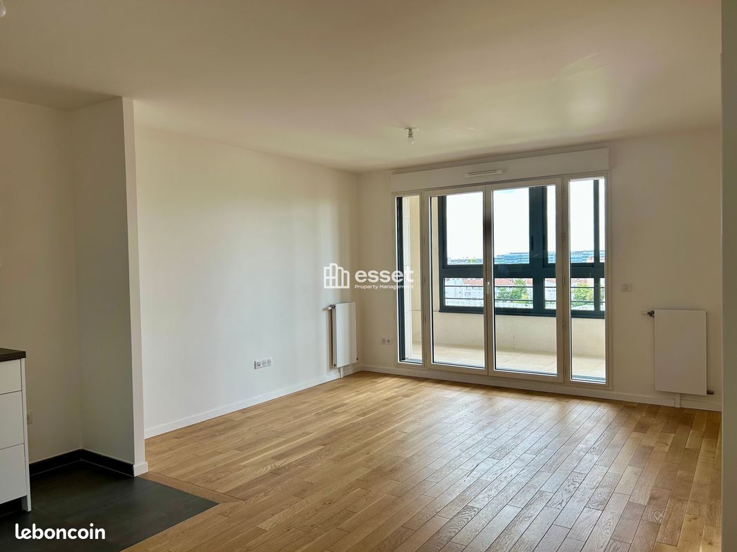 Appartement 2 pièces 41 m² · à Courbevoie · 41 m² · 1 325 €