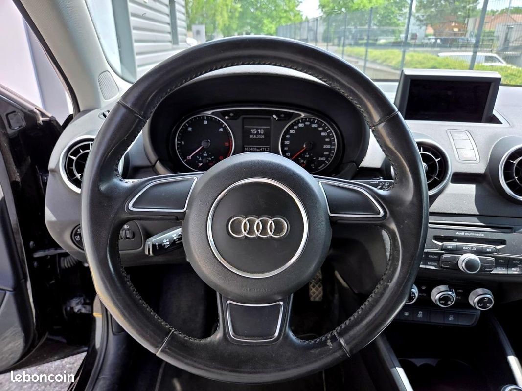 AUDI A1 Sportback 1.6 TDi DPF - 90 - Start/Stop SPORTBACK Ambiente PHASE 1 (image 16)