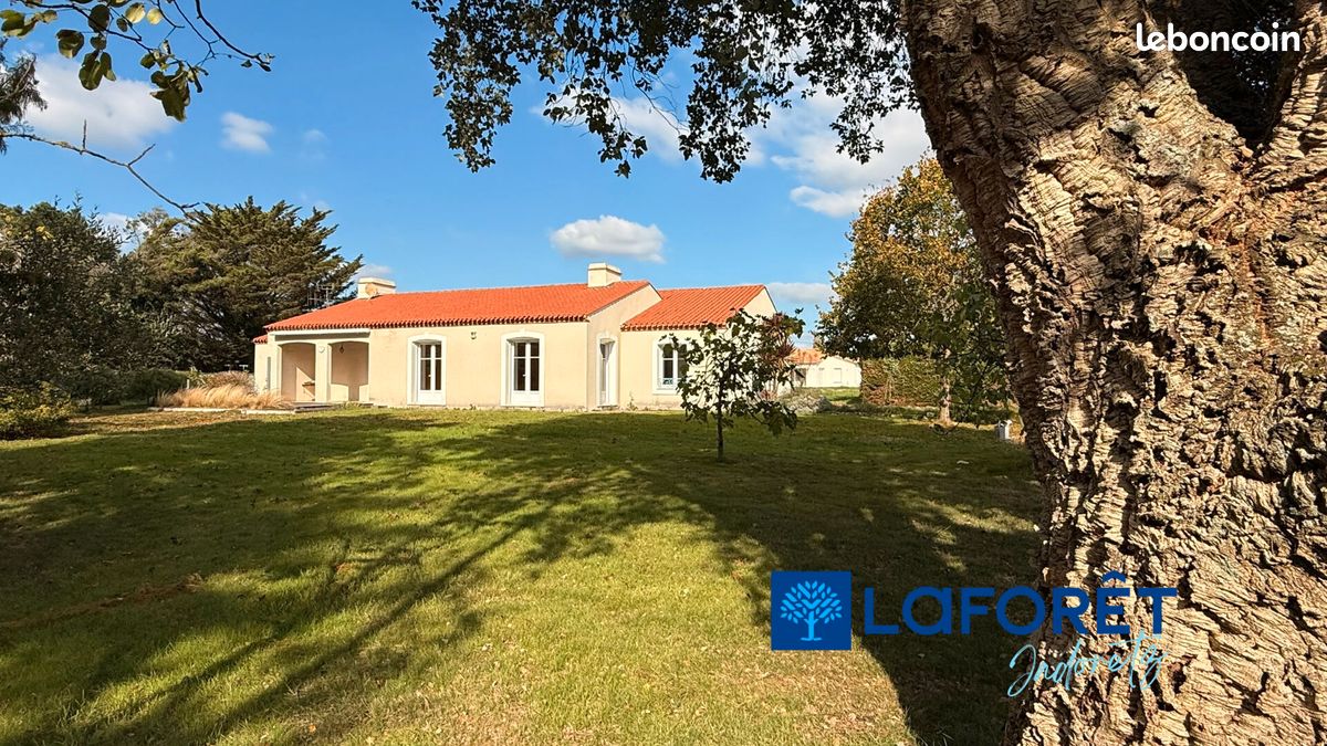 Maison 8 pièces 186 m² · à Villeneuve-en-Retz · 186 m² · 439 900 €