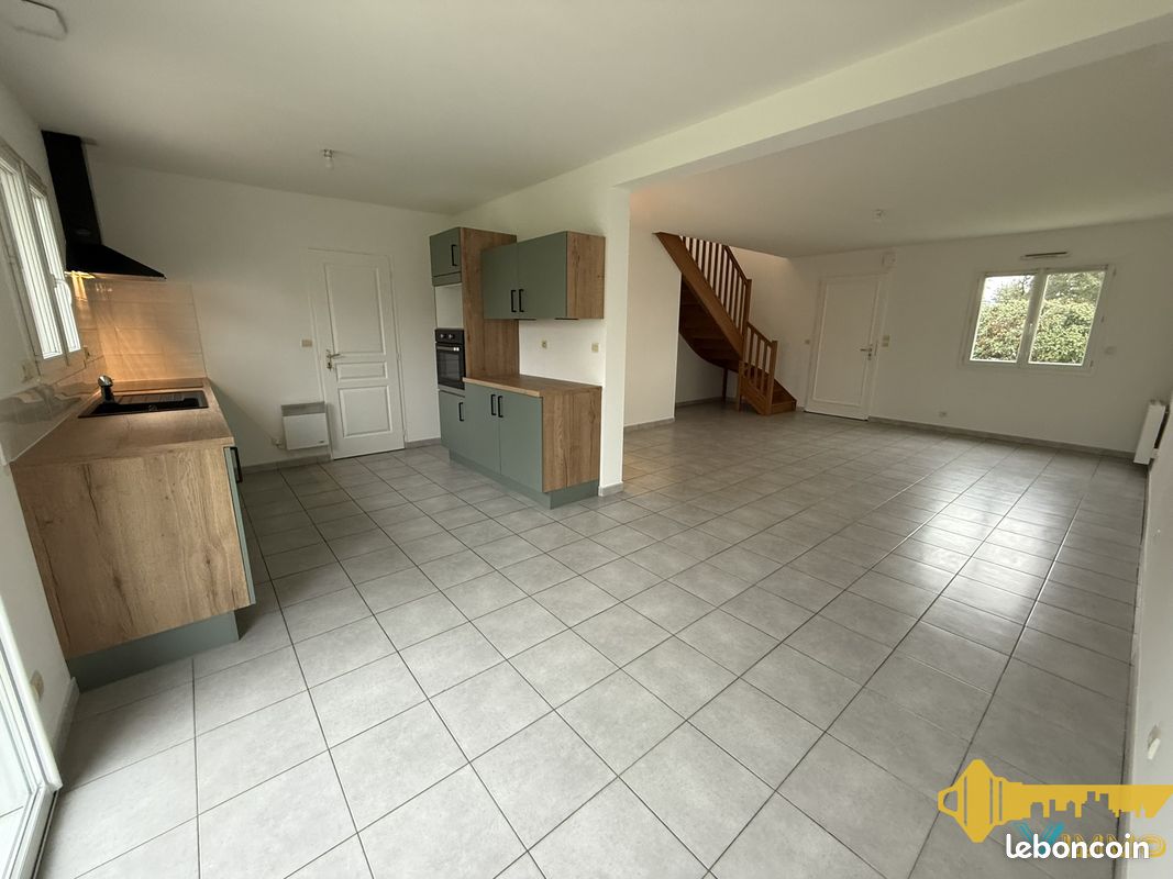 Maison 4 pièces 84 m² · à Geneston · 84 m² · 900 €/mois