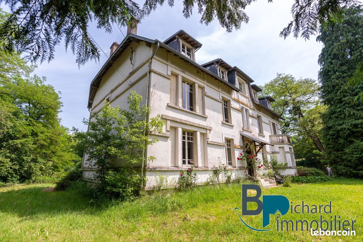 Maison 13 pièces 410 m² · à Craonne · 410 m² · 380 000 €