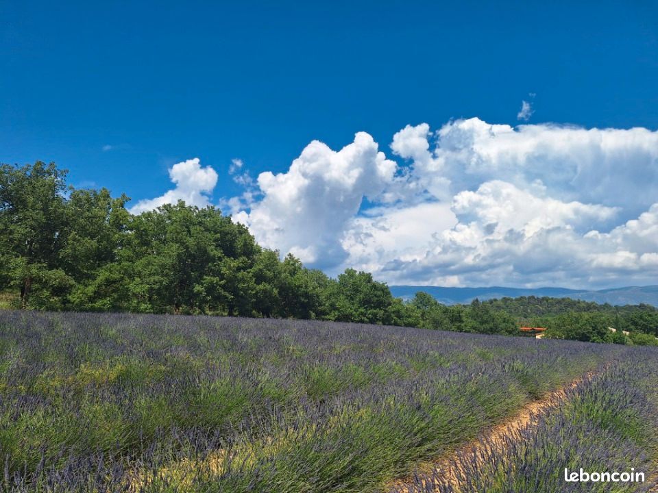 Terrain 778 m² · à Roumoules · 115 000 €