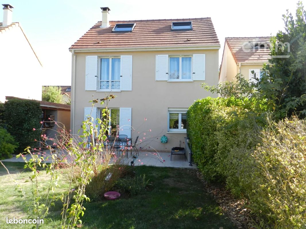 Maison 7 pièces 125 m² · à Nozay · 125 m² · 439 000 €