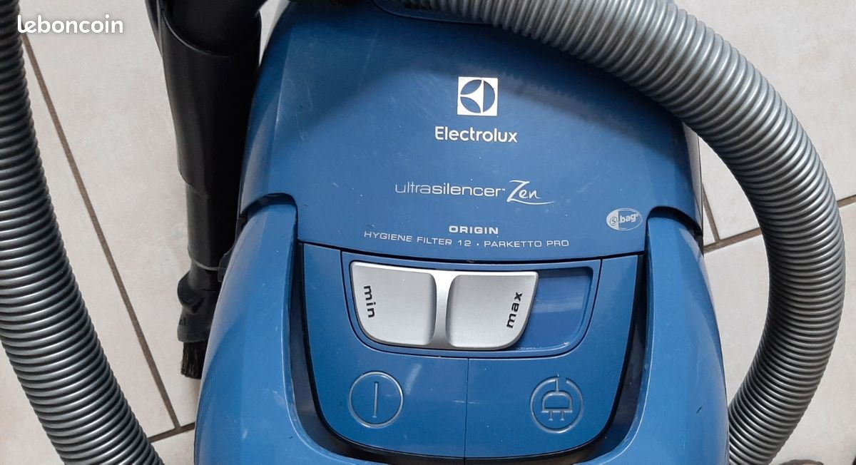 Aspirateur Traineau Aspirateur Electrolux Ultrasilencer Zen