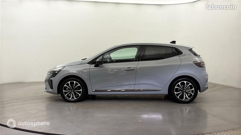 Renault Clio 1.6 E-Tech 145ch full hybrid Techno - 25 (image 7)